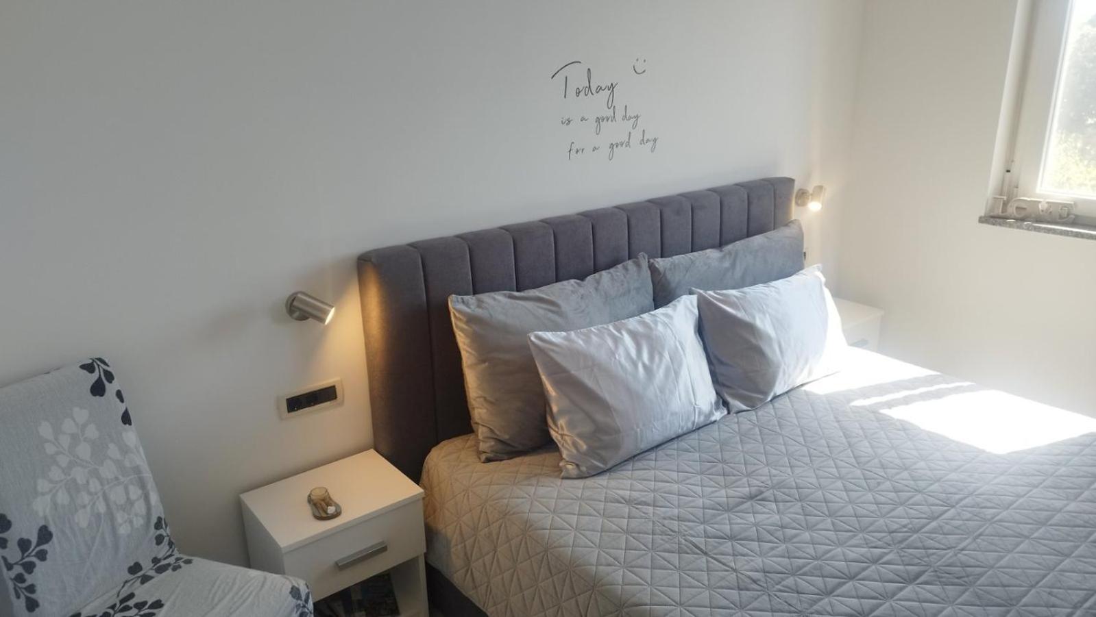 Crystal Apartment Umag Luaran gambar